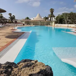 Lido-playa Roca With Sea Front Access - Free Ac - Wifi Apartment Costa Teguise